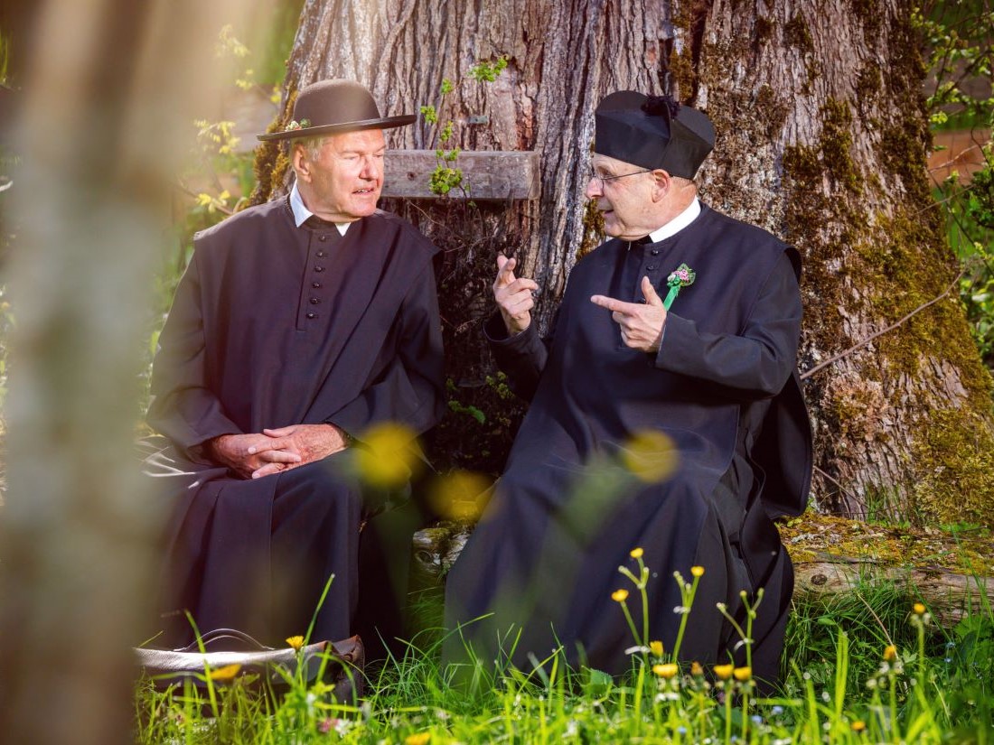 Gespräche unter Geistlichen